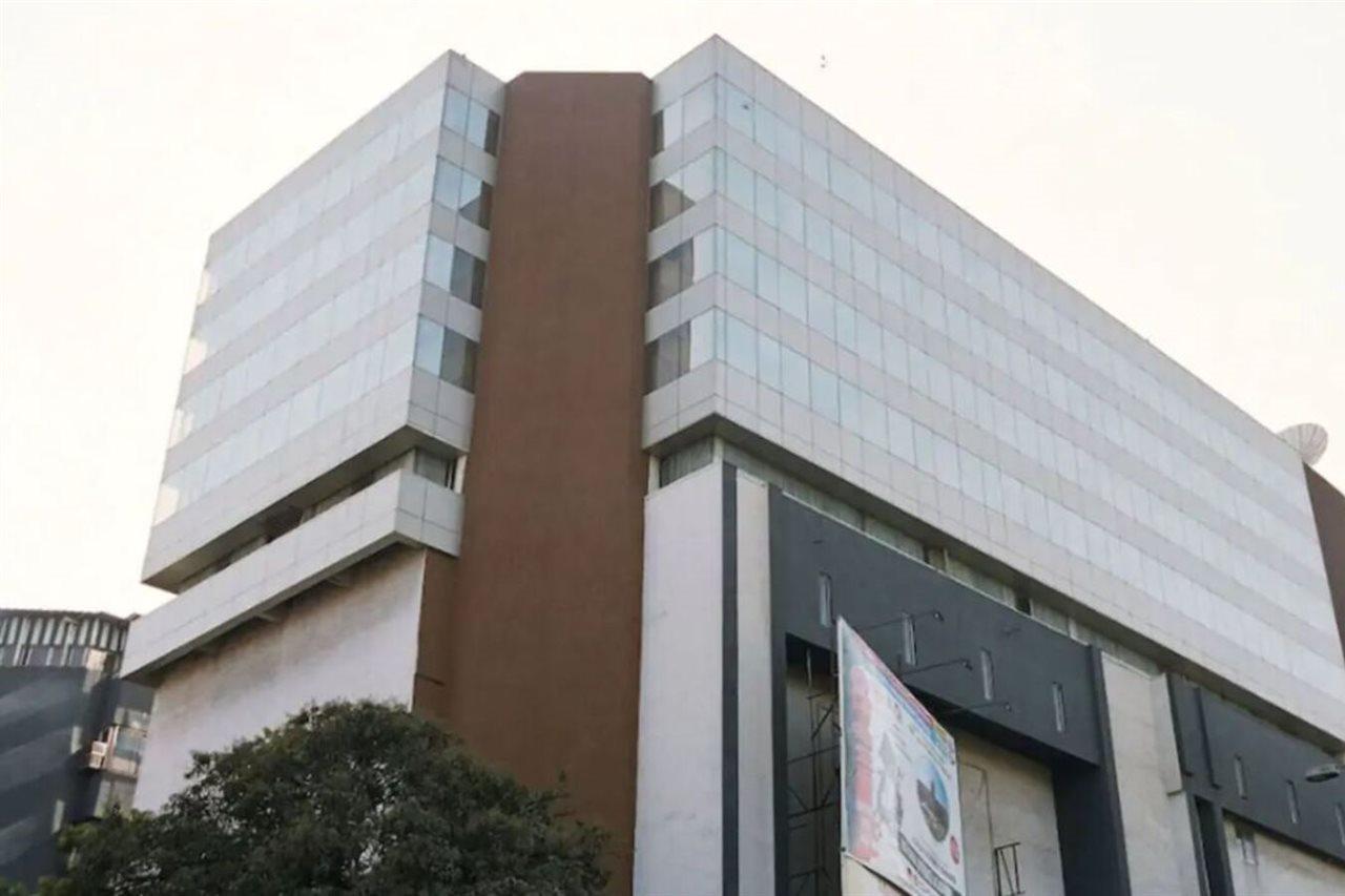 Aurora Towers 4*