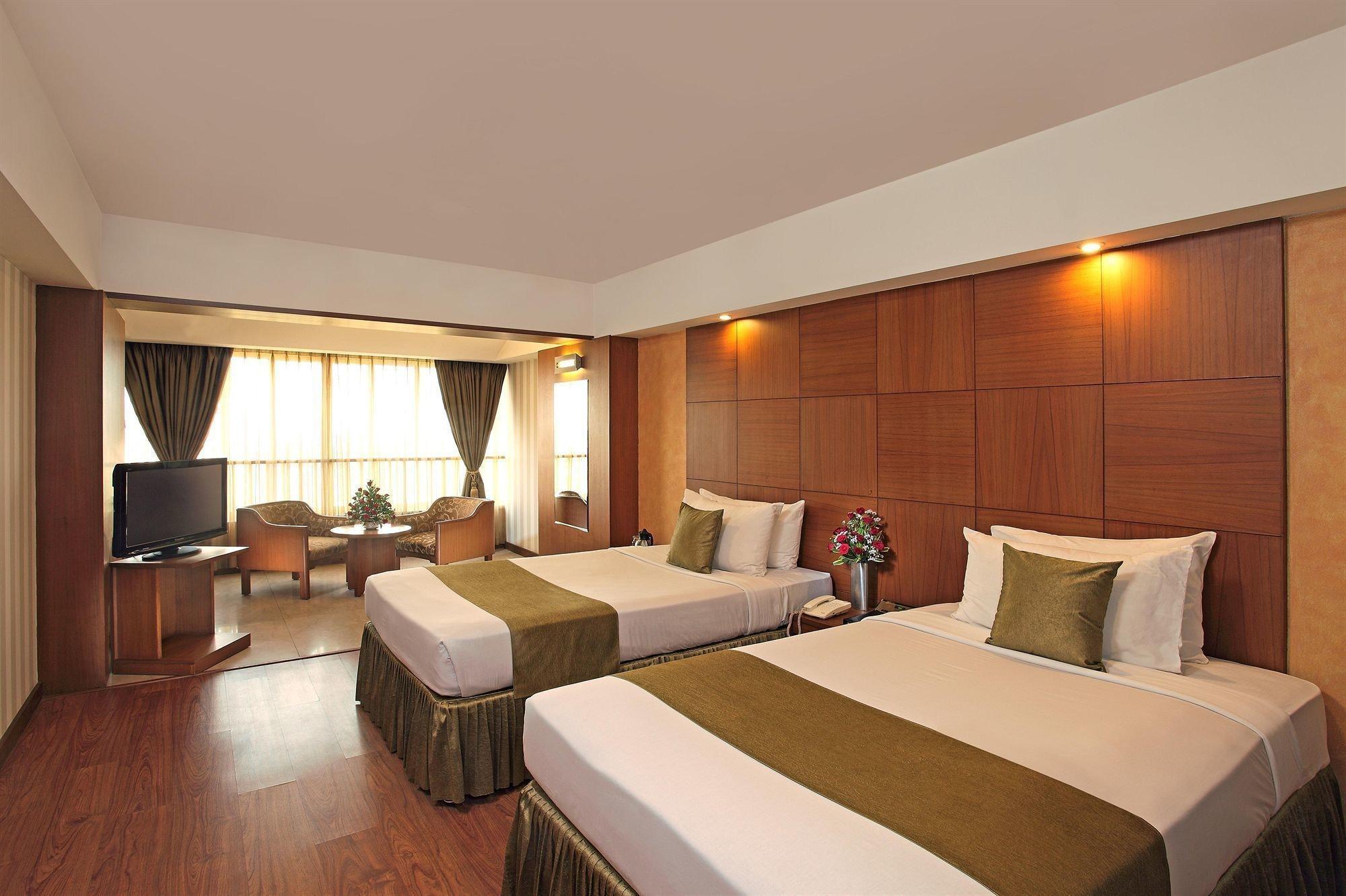 Aurora Towers Hotel 4*