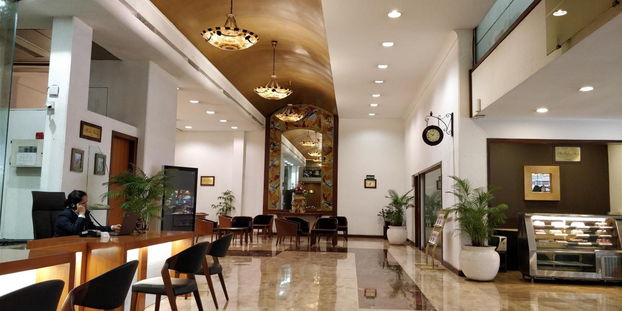 Aurora Towers Hotel 4*