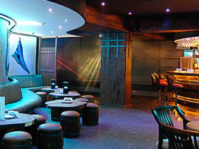 Aurora Towers 4*