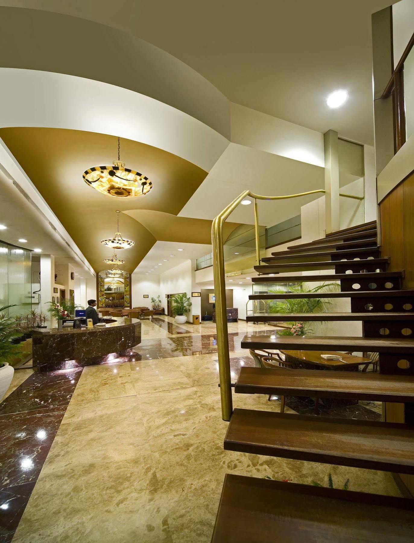 Aurora Towers Hotel Pune